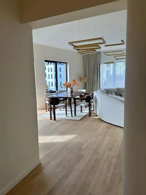아파트 Luxury 2-Bedroom Apart 안트베르펜