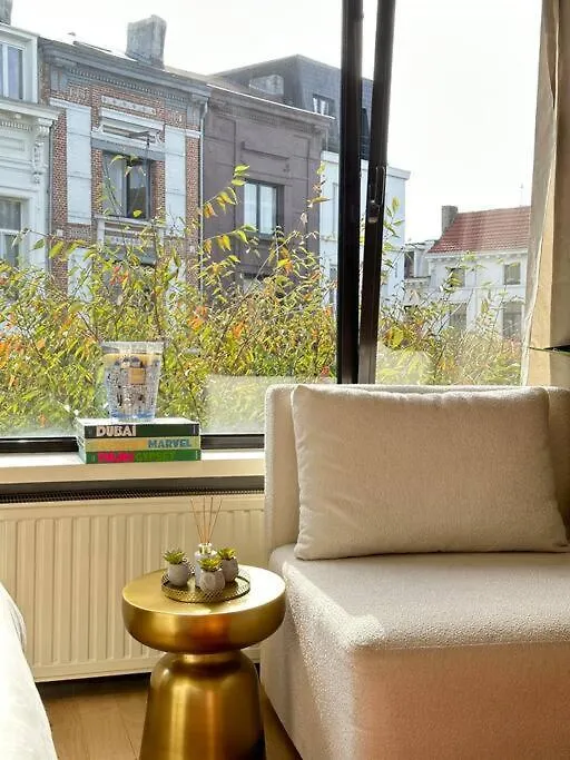 Luxury 2-Bedroom Apart 안트베르펜